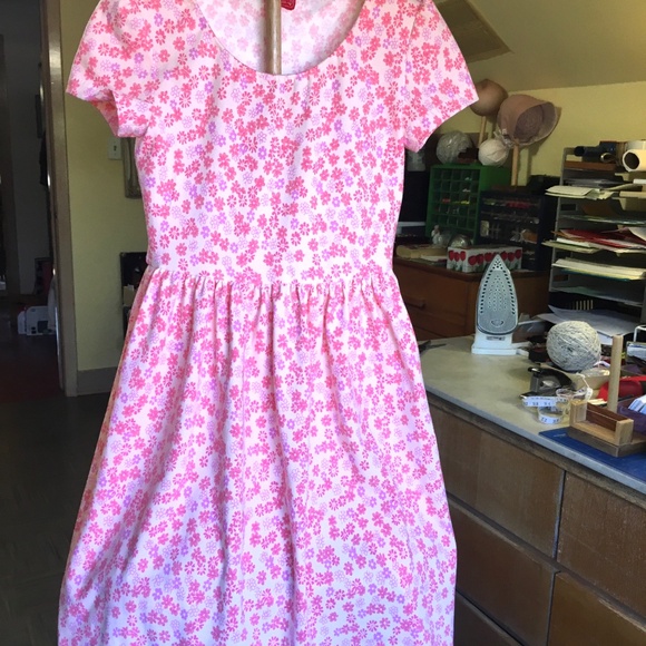 Floral Cotton Jersey Knit Fabric - Wide - Picture 5 of 8